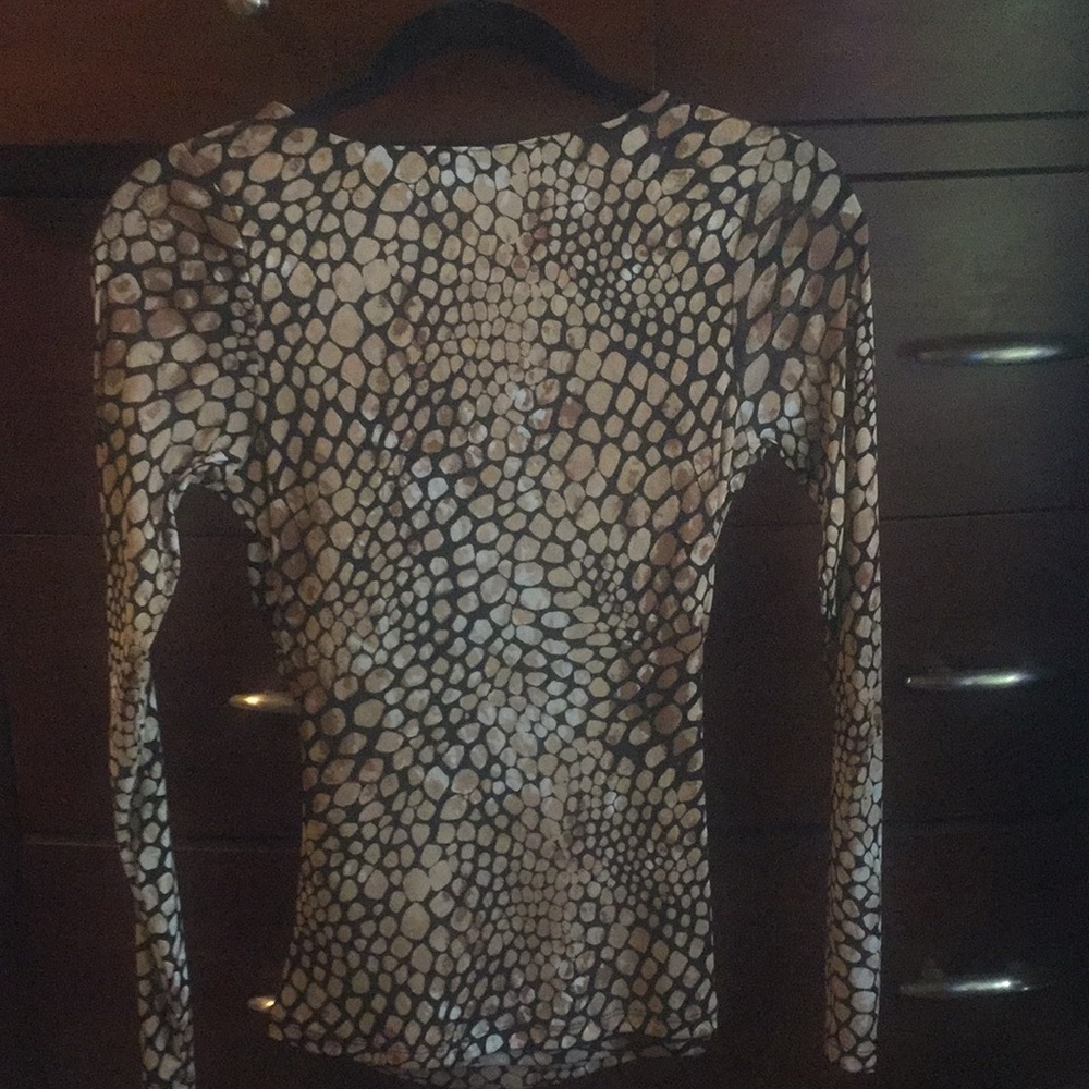INC. Long sleeve blouse size small - Picture 4 of 4